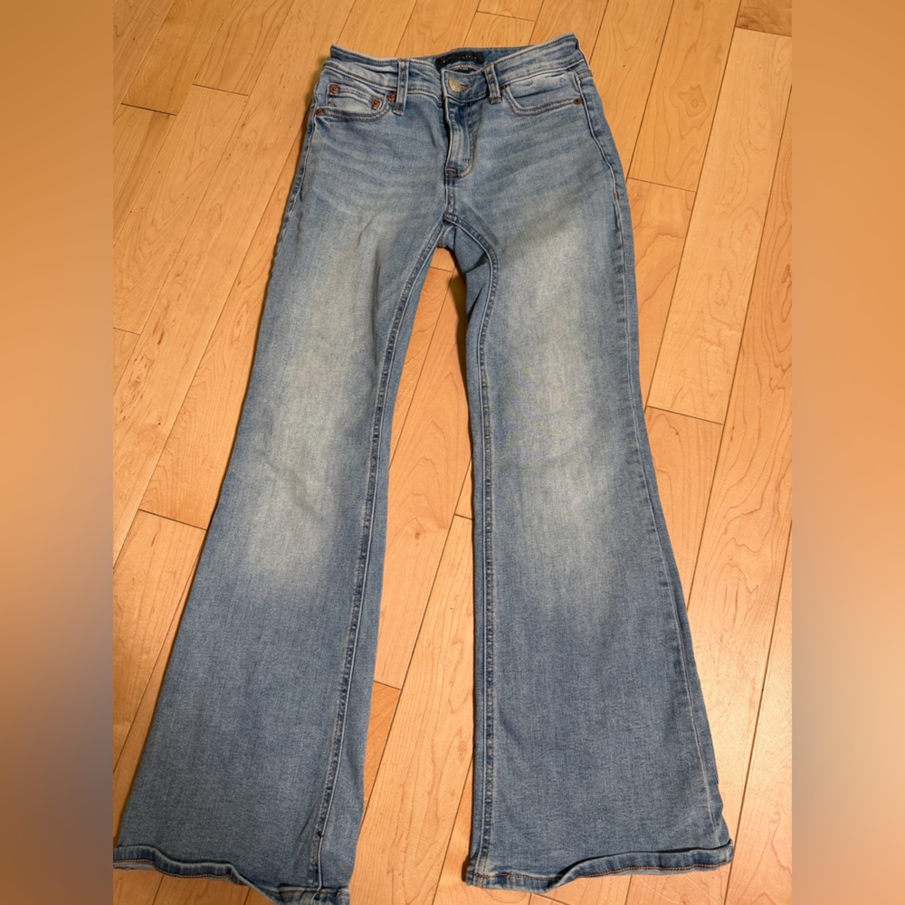 Aeropostale Women’s Teens Flare Leg Denim Jeans